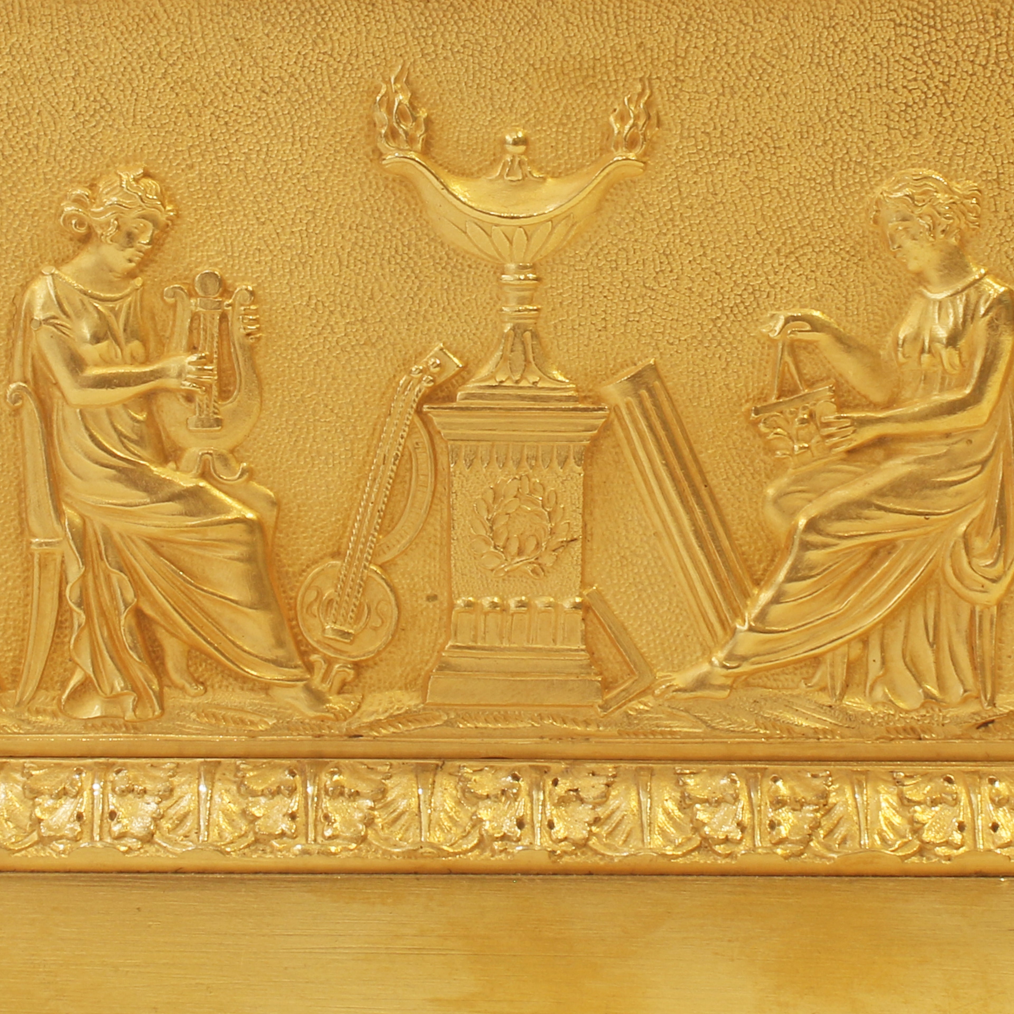 Vergulde Empire pendule