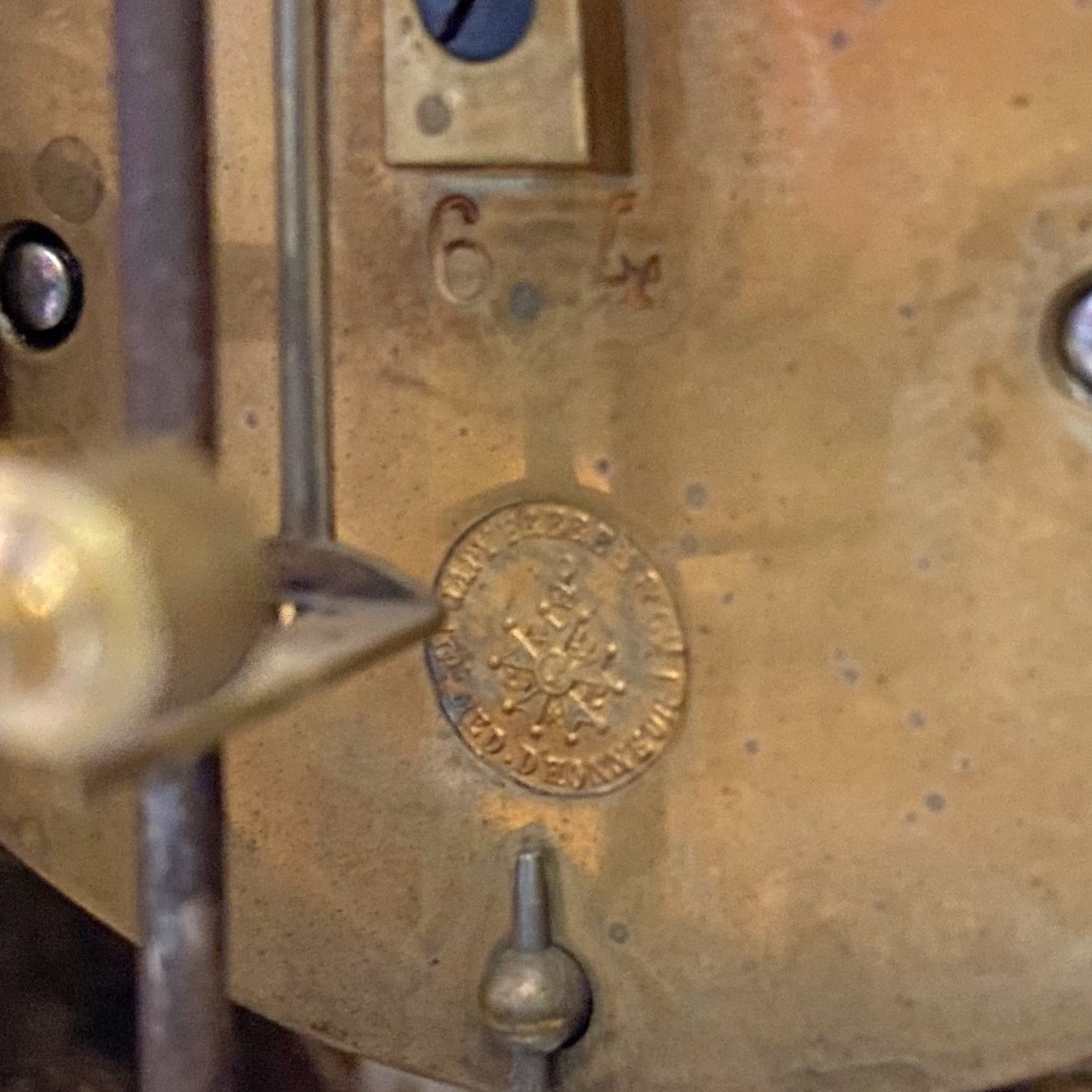 Pendule met porselein